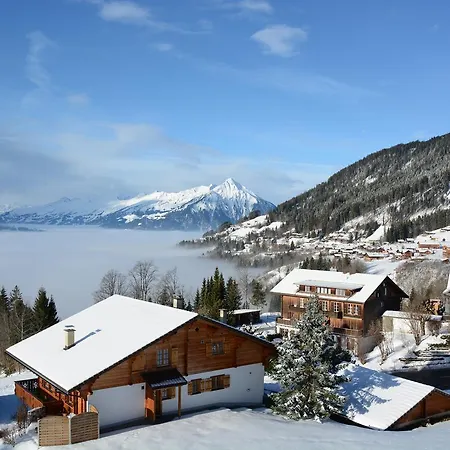 Ula's Апартаменты